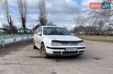 Хэтчбек Volkswagen Golf 1999 в Драбове