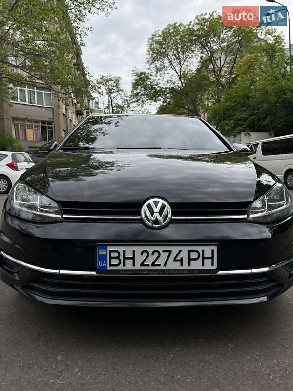 Хетчбек Volkswagen Golf 2020 в Одесі