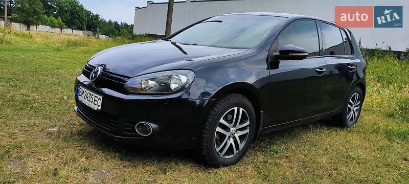 Хэтчбек Volkswagen Golf 2010 в Николаевке