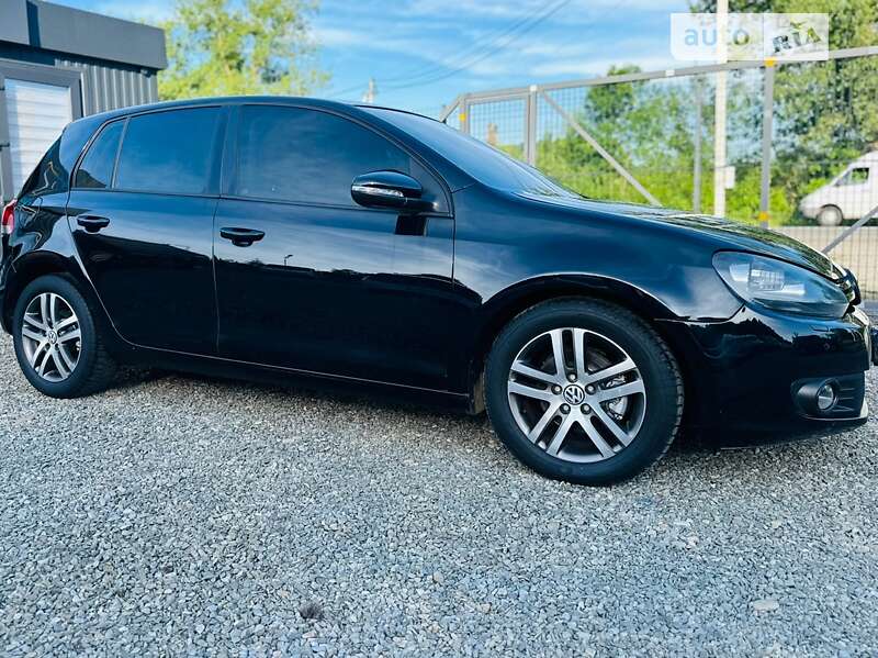 Хэтчбек Volkswagen Golf 2010 в Иршаве Хэтчбек Volkswagen Golf 2010 в Иршаве
