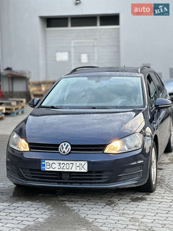 Универсал Volkswagen Golf 2014 в Львове