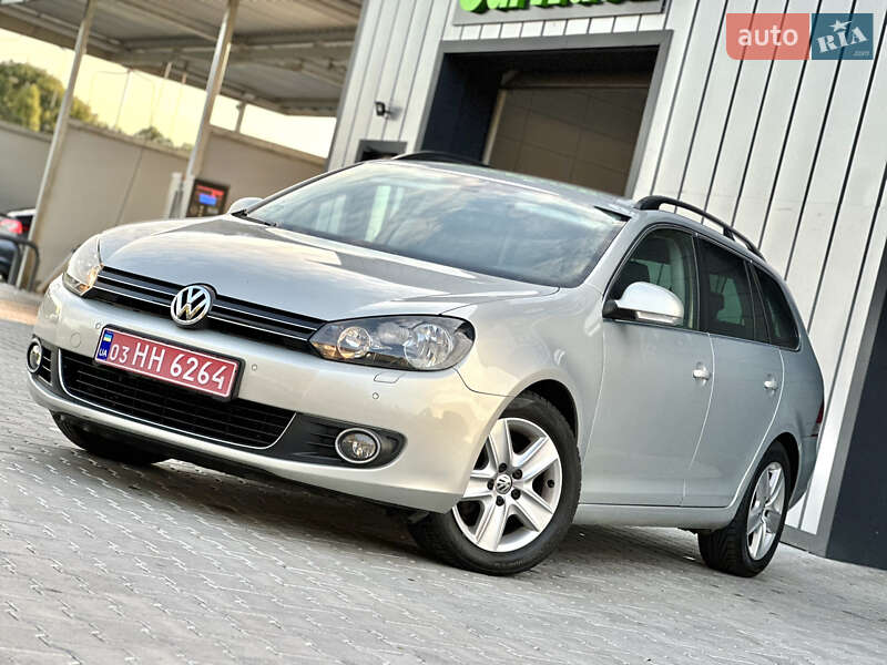 Универсал Volkswagen Golf 2010 в Владимире