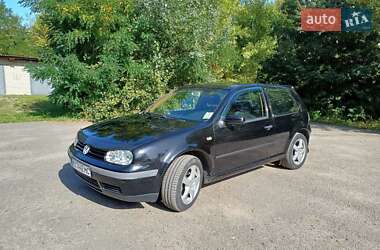 Универсал Volkswagen Golf 2002 в Солоницевке