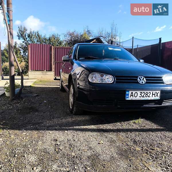 Хэтчбек Volkswagen Golf 1998 в Виноградове