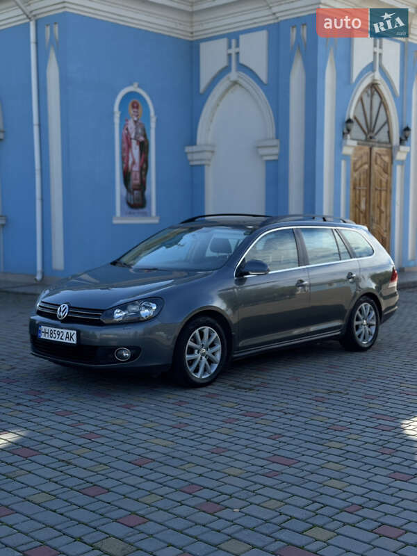 Універсал Volkswagen Golf 2009 в Ізмаїлі