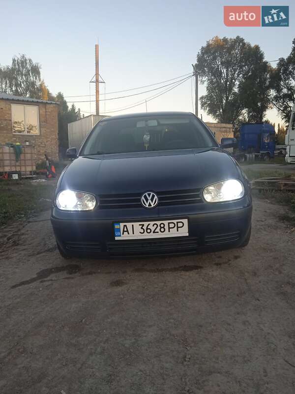 Хэтчбек Volkswagen Golf 2003 в Броварах Хэтчбек Volkswagen Golf 2003 в Броварах