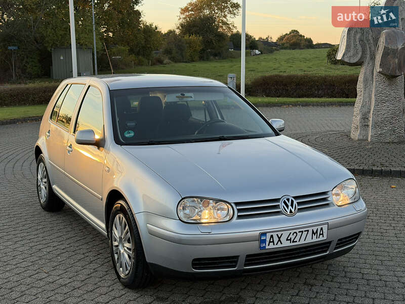 Хэтчбек Volkswagen Golf 2003 в Хмельницком Хэтчбек Volkswagen Golf 2003 в Хмельницком