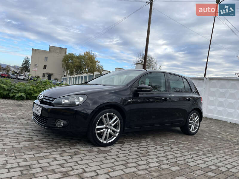 Хэтчбек Volkswagen Golf 2009 в Мукачево