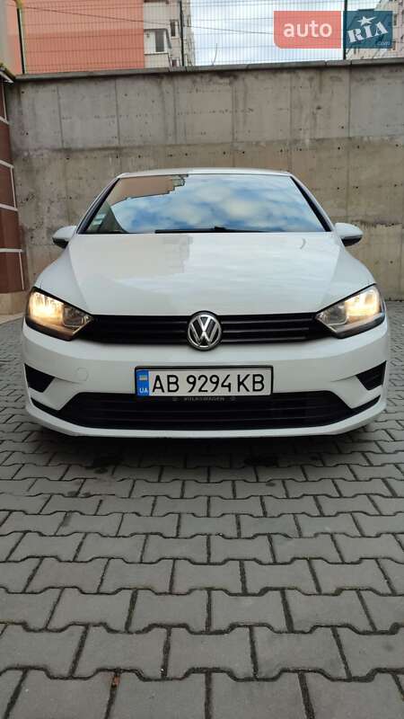 Хетчбек Volkswagen Golf 2015 в Хмельницькому