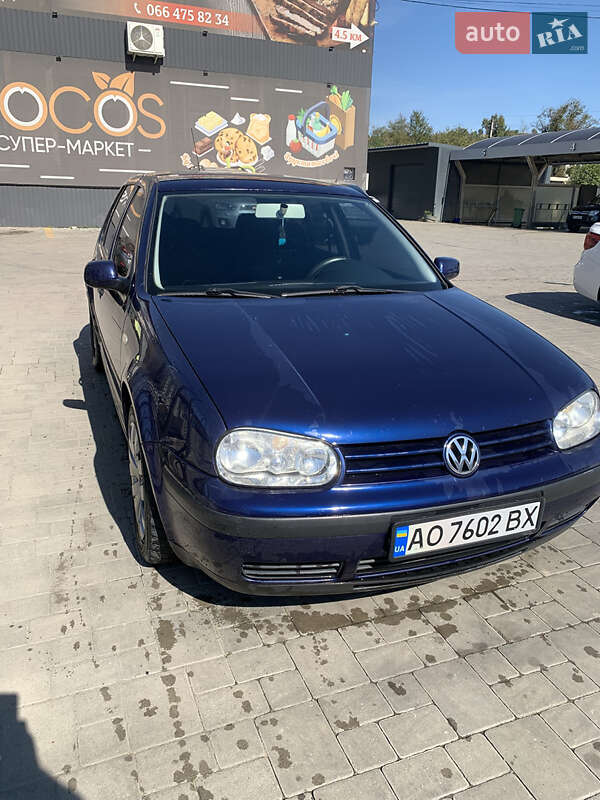 Хэтчбек Volkswagen Golf 1999 в Ужгороде