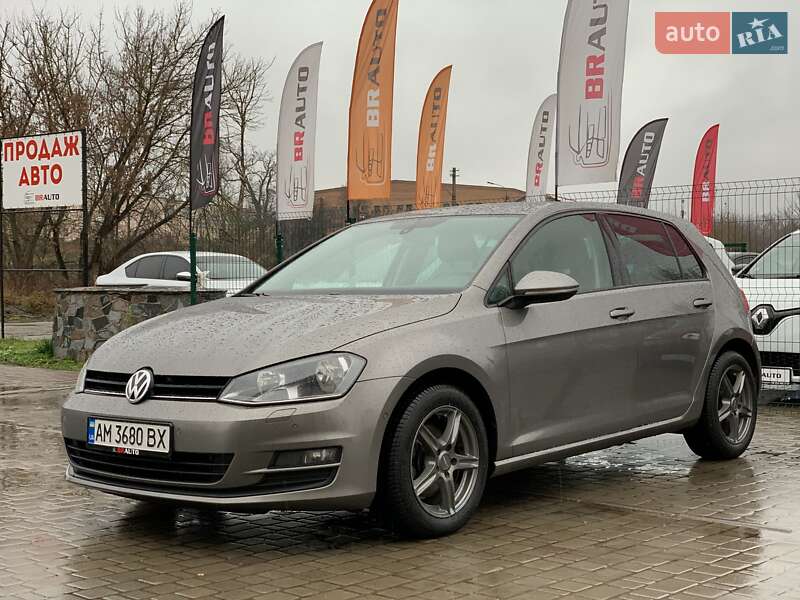 Хэтчбек Volkswagen Golf 2013 в Бердичеве