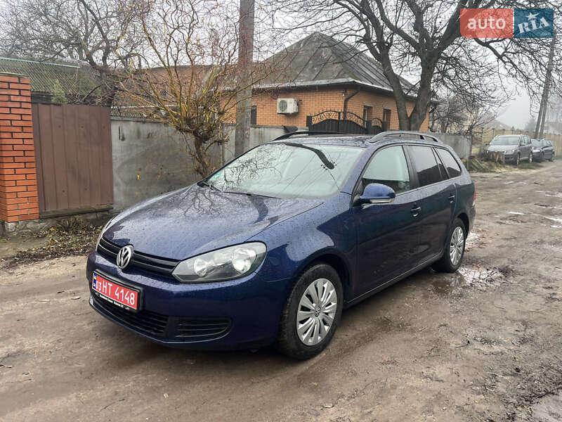 Универсал Volkswagen Golf 2009 в Ахтырке