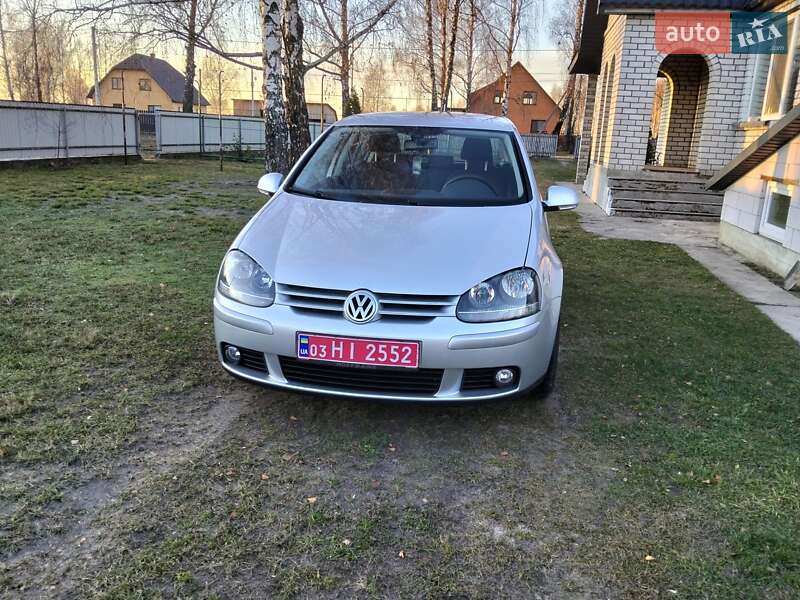 Хэтчбек Volkswagen Golf 2008 в Любешове
