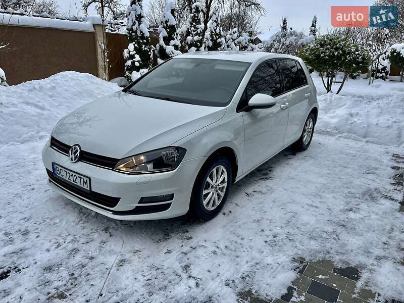 Хэтчбек Volkswagen Golf 2012 в Мукачево