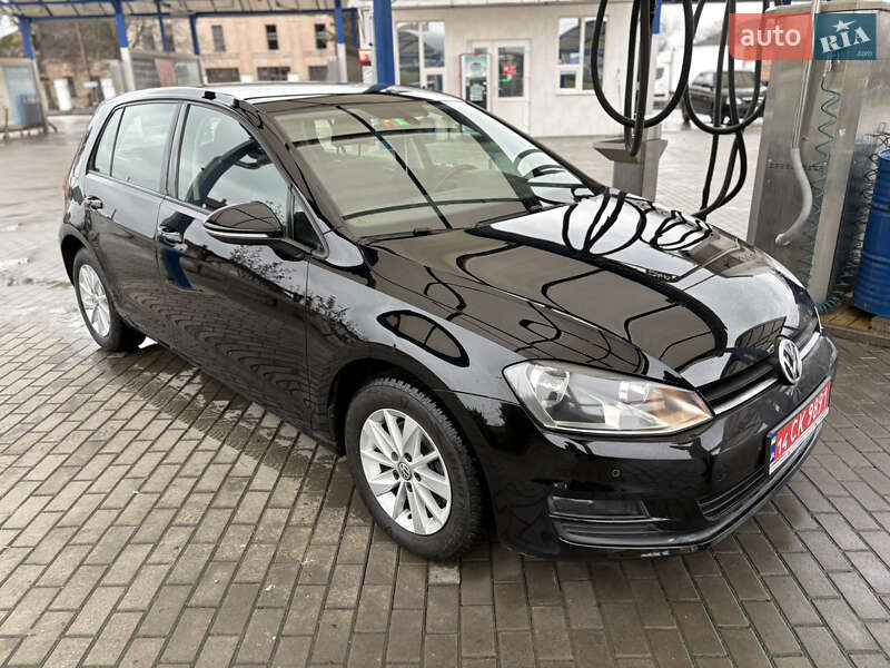 Хэтчбек Volkswagen Golf 2014 в Мукачево