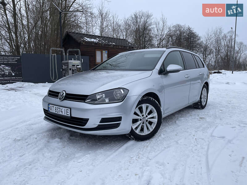 Универсал Volkswagen Golf 2014 в Калуше