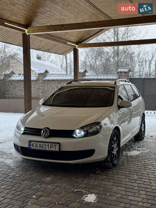 Универсал Volkswagen Golf 2013 в Кропивницком