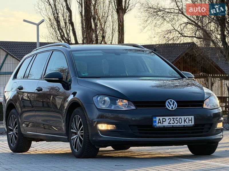 Універсал Volkswagen Golf 2016 в Запоріжжі