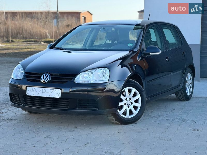 Хэтчбек Volkswagen Golf 2008 в Ровно