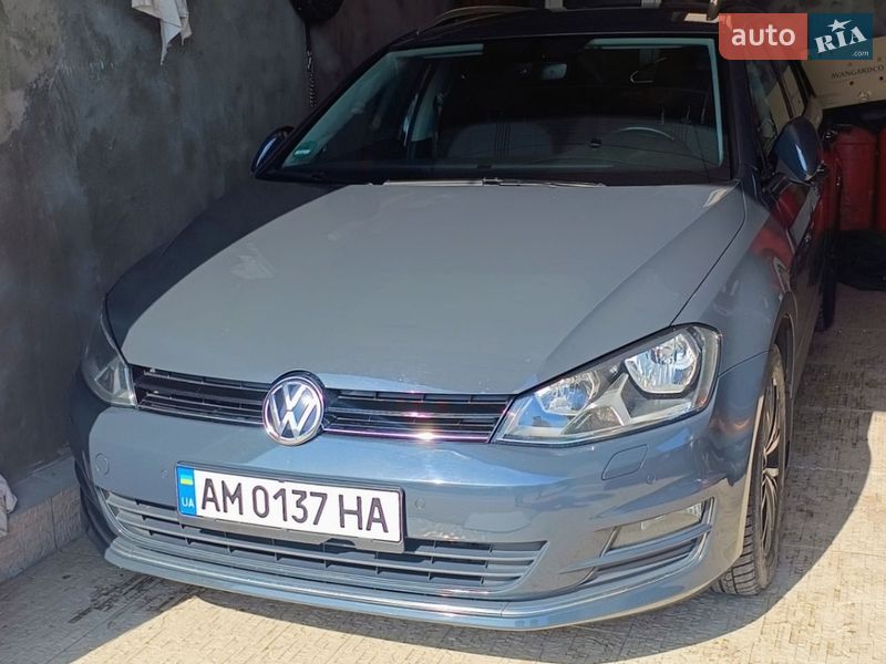 Универсал Volkswagen Golf 2016 в Тальном