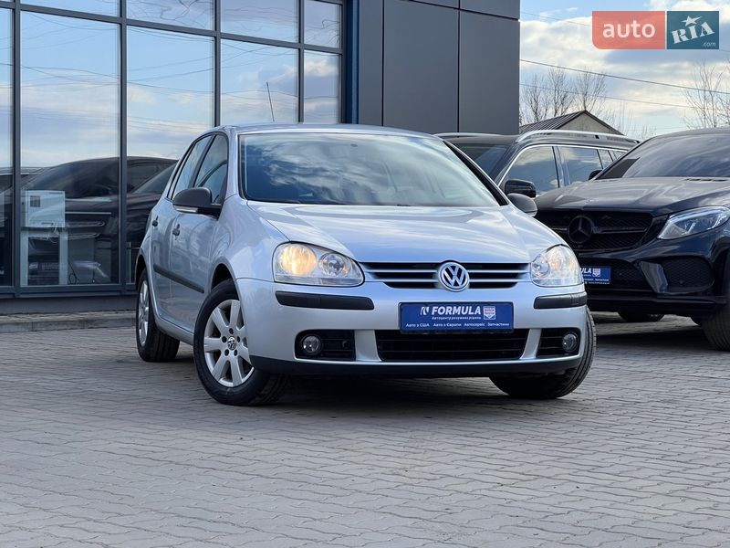 Хетчбек Volkswagen Golf 2007 в Нововолинську