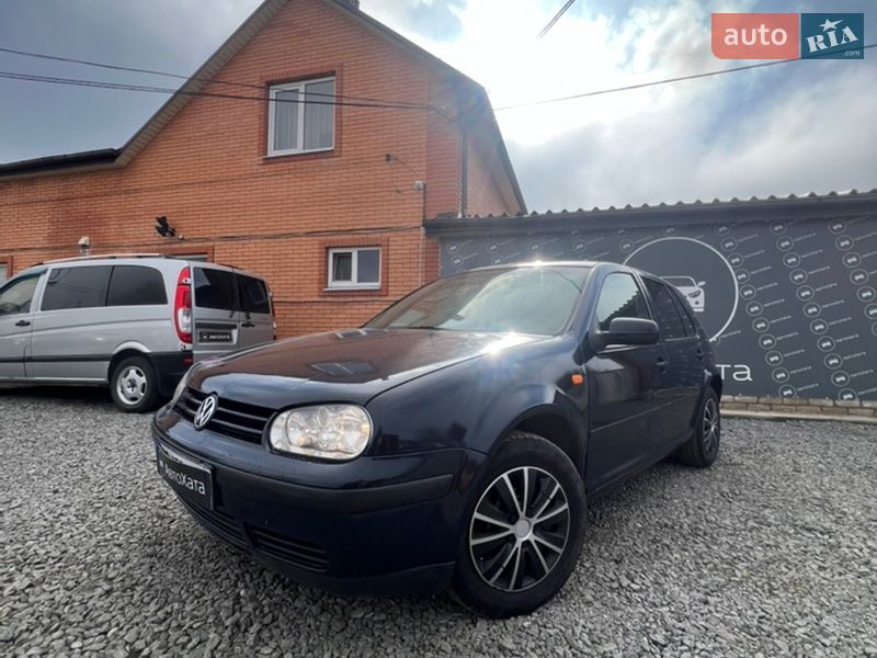 Хетчбек Volkswagen Golf 1998 в Дергачах