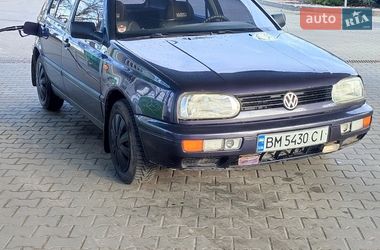 Хэтчбек Volkswagen Golf 1997 в Песковке