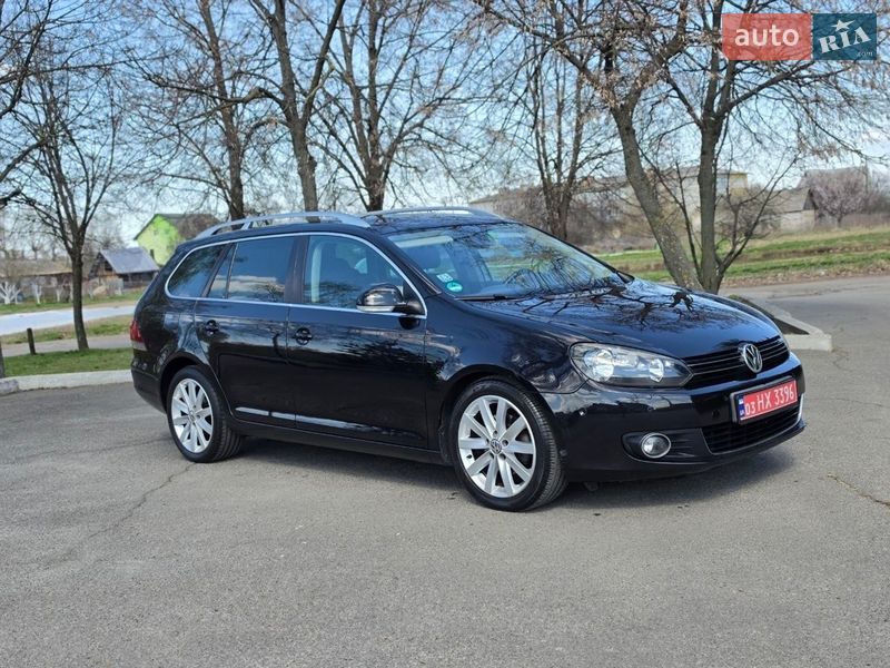 Універсал Volkswagen Golf 2010 в Броварах