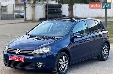 Хетчбек Volkswagen Golf 2009 в Красилові