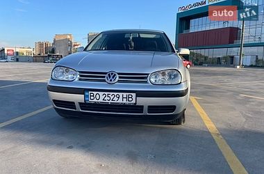 Хэтчбек Volkswagen Golf 2000 в Тернополе Хэтчбек Volkswagen Golf 2000 в Тернополе