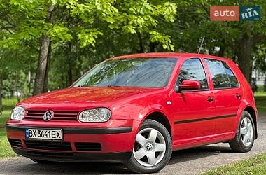 Хетчбек Volkswagen Golf 2001 в Хмельницькому