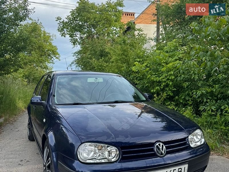 Хэтчбек Volkswagen Golf 2001 в Жмеринке