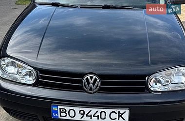 Хетчбек Volkswagen Golf 2001 в Кременці