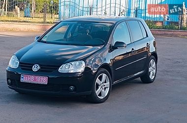 Хэтчбек Volkswagen Golf 2008 в Горохове