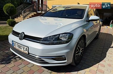 Хэтчбек Volkswagen Golf 2018 в Тернополе