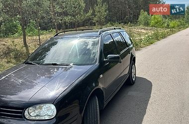 Универсал Volkswagen Golf 2001 в Заречном