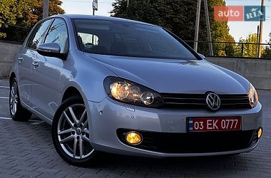 Хэтчбек Volkswagen Golf 2010 в Владимире