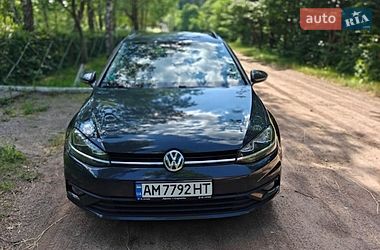 Универсал Volkswagen Golf 2018 в Коростене