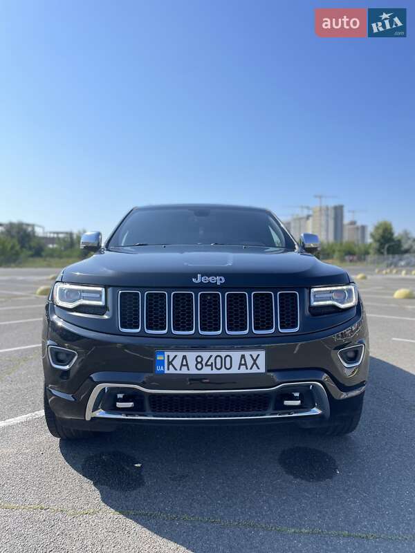 Внедорожник / Кроссовер Jeep Grand Cherokee 2016 в Киеве