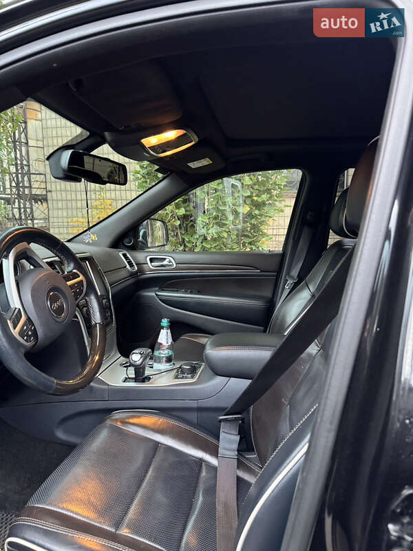 Внедорожник / Кроссовер Jeep Grand Cherokee 2015 в Киеве Внедорожник / Кроссовер Jeep Grand Cherokee 2015 в Киеве