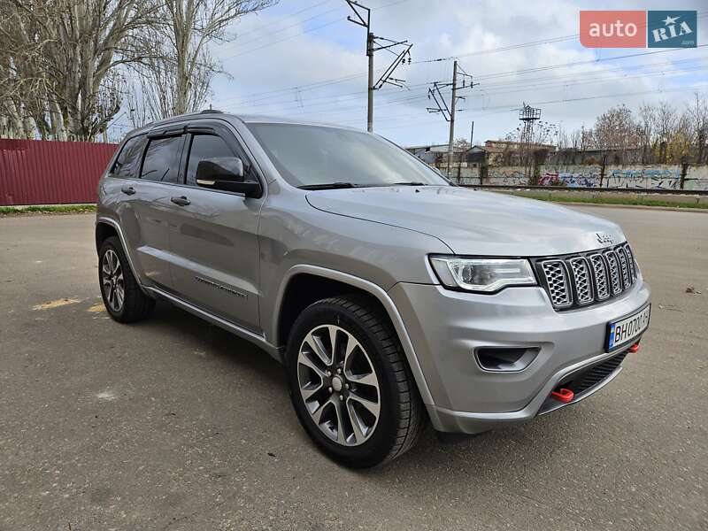 Внедорожник / Кроссовер Jeep Grand Cherokee 2016 в Одессе