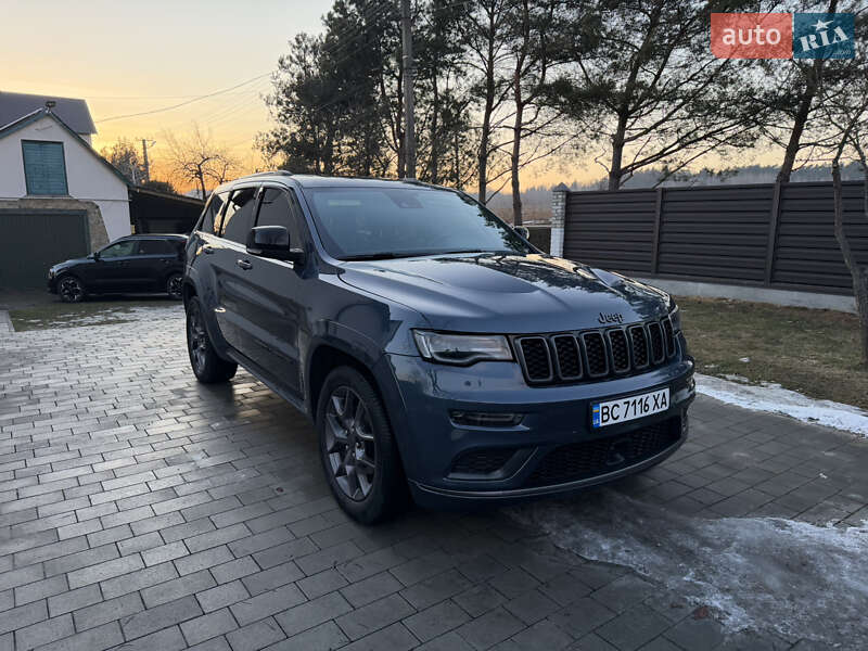 Позашляховик / Кросовер Jeep Grand Cherokee 2019 в Львові