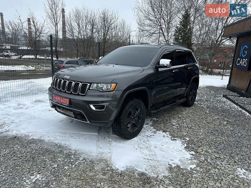 Внедорожник / Кроссовер Jeep Grand Cherokee 2018 в Черновцах
