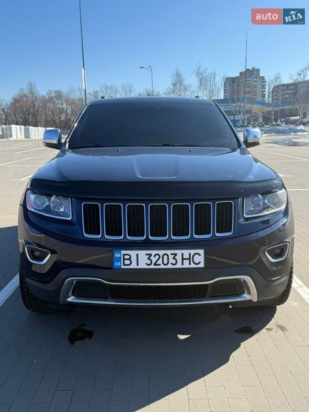 Внедорожник / Кроссовер Jeep Grand Cherokee 2016 в Сумах