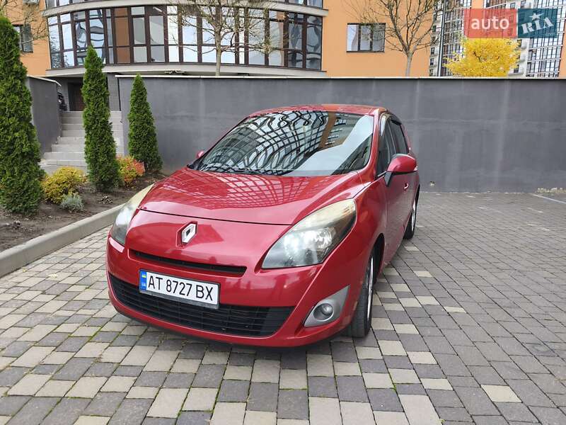 Минивэн Renault Grand Scenic 2011 в Ивано-Франковске