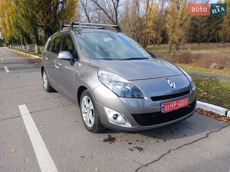 Минивэн Renault Grand Scenic 2010 в Кременчуге Минивэн Renault Grand Scenic 2010 в Кременчуге