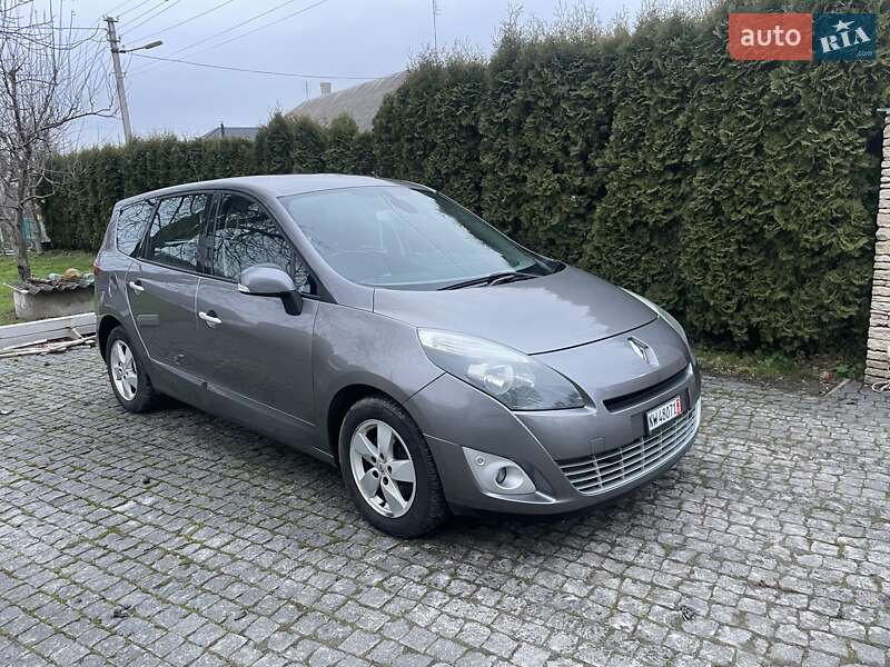 Минивэн Renault Grand Scenic 2011 в Дубно Минивэн Renault Grand Scenic 2011 в Дубно