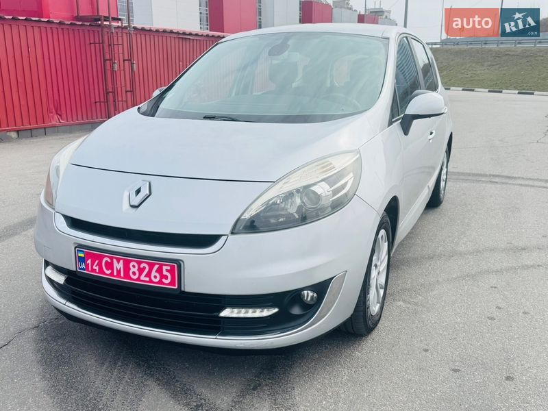 Минивэн Renault Grand Scenic 2012 в Киеве