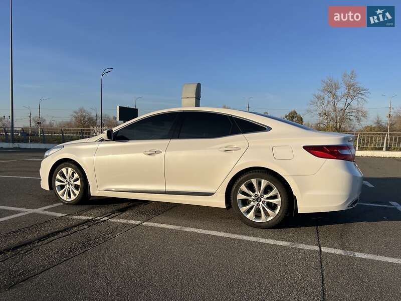 Седан Hyundai Grandeur 2013 в Киеве