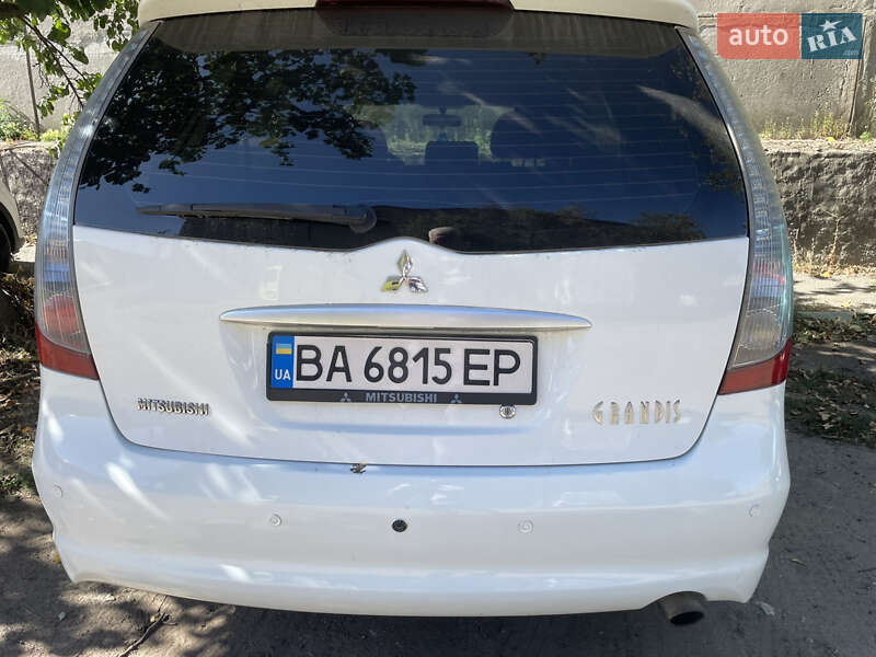 Минивэн Mitsubishi Grandis 2008 в Кропивницком